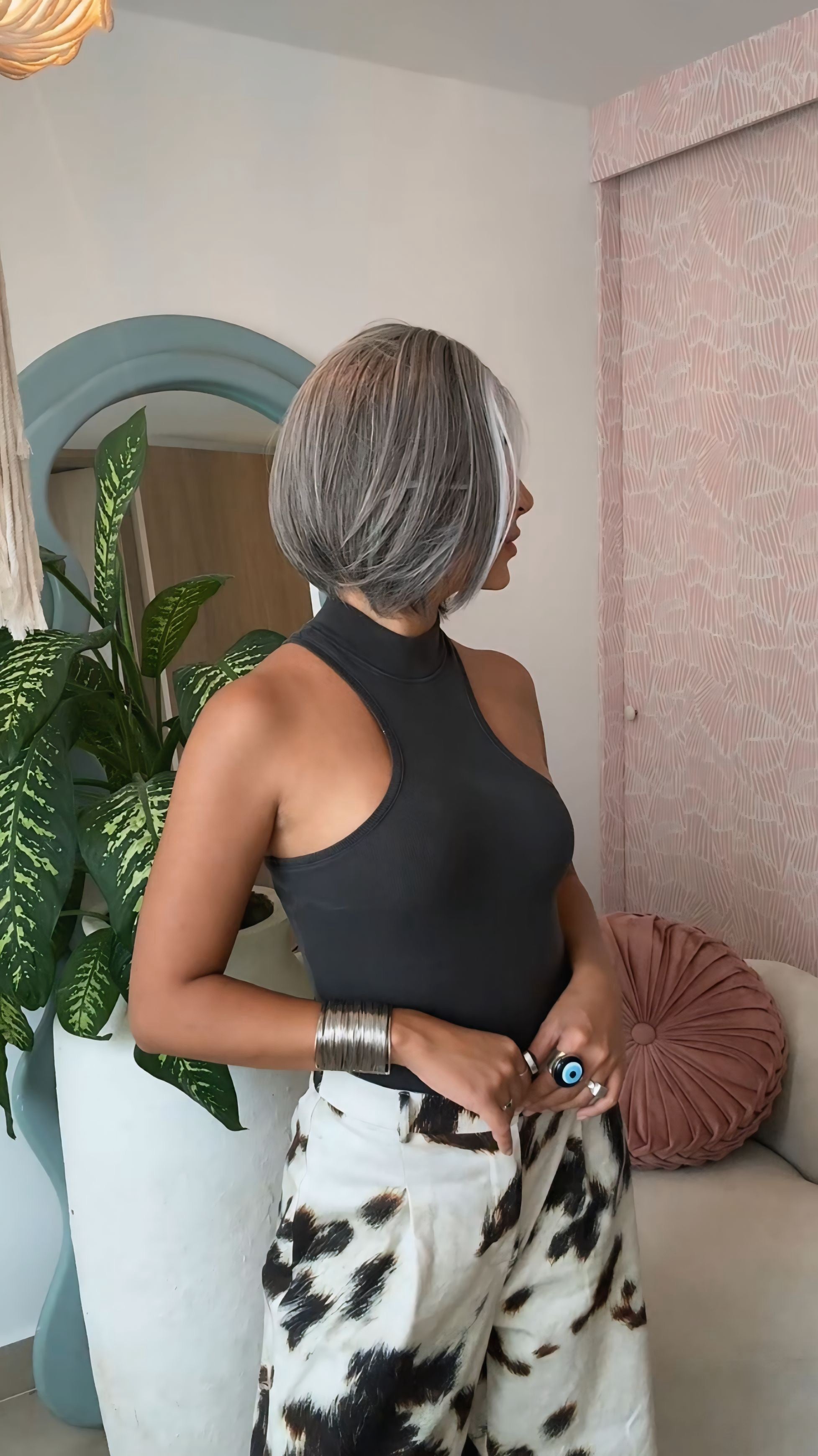 Peluca mini lace, corte bob, grey