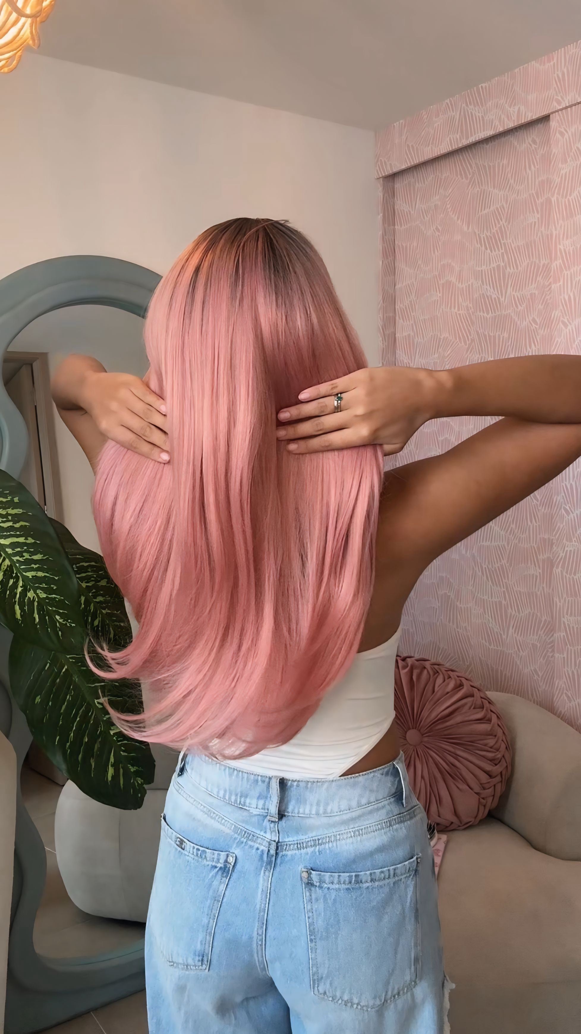 Peluca capul corte mariposa pink