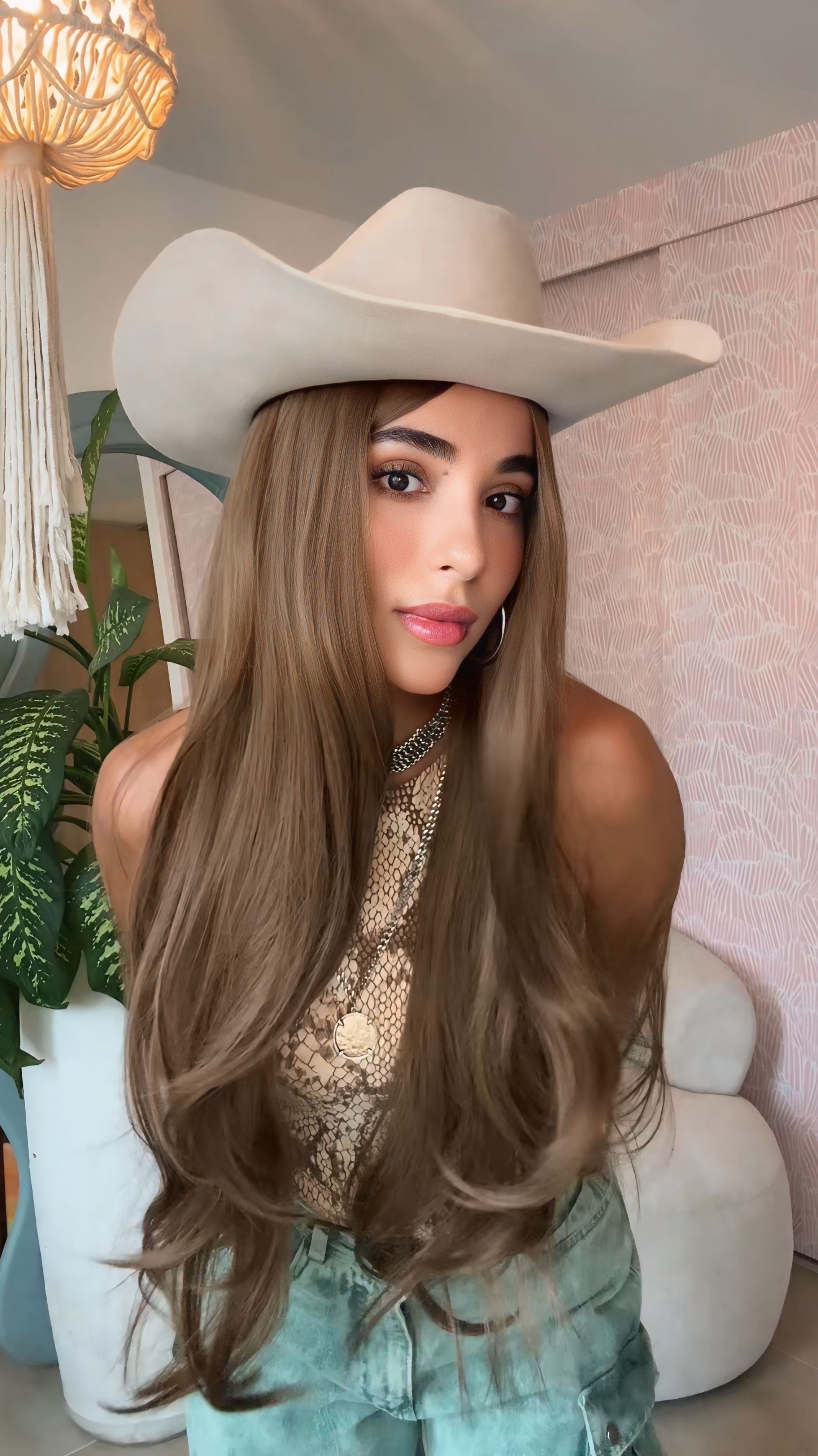 Peluca Sin Lace Lola Castaño Claro